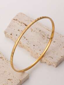 Brazalete de acero inoxidable chapado en oro de 18K con textura vintage y diseño de múltiples capas - Diseño de tono dorado lujoso adecuado para uso diario, fiestas y vestimenta formal - Dorado - Ver 25