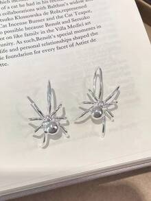 1Pair Gold Tone Realistic Spider Stud Earrings, Punk Gothic Charm Earrings For Teen Girls Boys, Halloween Birthday Holiday Gift Accessory - Simulated Spider Ear Hook - View 6