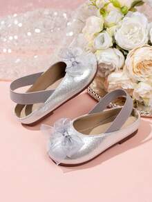 女童银色、金色、粉色蝴蝶结公主凉鞋，儿童软底防滑包头凉鞋，小女孩正式礼服鞋 - 銀色 - 查看 2
