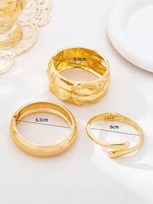 3pcs/Set Minimalist Geometric Hammered Asymmetrical Teardrop Thick Bangle Bracelet Set, Gold Tone, Suitable For Women, Solid Metal & Zinc Alloy Material - Yellow Gold - View 4