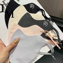Khẩu trang đi xe đạp chống gió dễ thương, thích hợp để bảo vệ da khỏi ánh nắng mặt trời mùa hè. Đây là khẩu trang 3D nhẹ, có khả năng chống tia UV, thoáng khí và ngăn chặn tia cực tím, rất phù hợp cho các bạn nữ đeo khi tham gia các hoạt động ngoài trời vào mùa hè. - nhiều màu - Xem 3