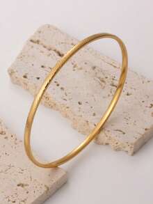 Brazalete de acero inoxidable chapado en oro de 18K con textura vintage y diseño de múltiples capas - Diseño de tono dorado lujoso adecuado para uso diario, fiestas y vestimenta formal - Dorado - Ver 23