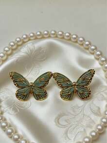 1 Pair Unique Hollow-Out Gold Butterfly Studs - White - View 8