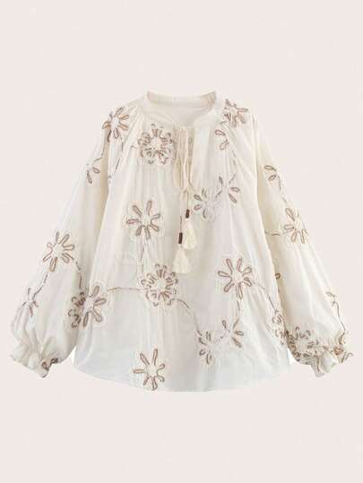 纯色花卉刺绣长袖上衣，适合春秋季穿着