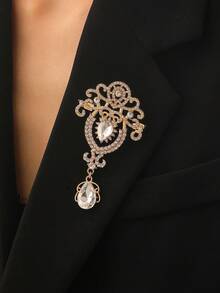 1 pièce Broche vintage élégante à motif floral avec cristaux et strass, broche pour femme à porter au quotidien, en soirée, en rendez-vous, banquet, festival, festival de musique. Cadeau mémorable pour les amis, la famille, les couples. Accessoire de bijouterie - Doré - Voir 6