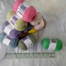 5 cuộn * 40g, sợi polyester 100% mỏng, chất liệu nhung chấm bi, thích hợp cho việc đan móc thủ công, mềm mại khi chạm vào. - A - Xem 4