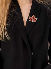 New Arrival Elegant Red Maple Leaf Brooch, Luxury Delicate Accessory For Shirt, Suit - Red - View 5