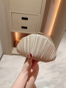 月光之夜手拿包 - 一款香槟色褶皱缎面女士手拿包，采用亮面皮革盒式设计，时尚奢华的晚宴包，适合正式派对、盛会、舞会和各种正式场合。 - 杏色 - 查看 7