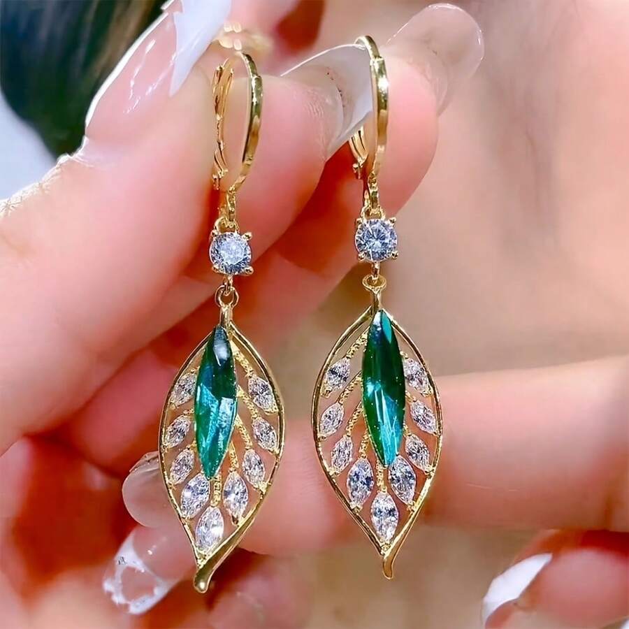 Elegant Green Leaf-Shaped Earrings, Alloy Inlaid Cubic Ia, Suitable For Daily Wear Or Gifting, Gift Jewelry | Exqsite Style | Gold Plated Jewelry - A Pair - View 1