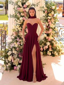 优雅的无肩带深V领设计，胸部褶皱剪裁，高腰设计，A字开衩裙摆，露背系带，及地长款派对礼服，适合盛大晚宴、生日派对、正式晚宴、约会、返校舞会、婚礼宾客、正式晚宴、家庭聚会等场合。 - 酒紅色 - 查看 1