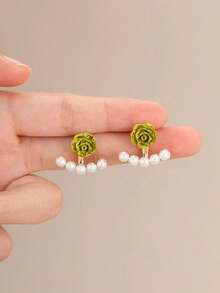 Decorative Jacket For Earrings With Faux Pearl And Leaf Design - 綠色的 - 查看 2