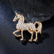 1pc Vintage Gold-Plated 3D Horse Brooch, Luxury Fully Studded Transparent Crystal Stallion Lapel Pin With Black Diamond Horse Eye, Symbolizing Good Fortune And Success, Suitable For Suit Jackets, Equestrian Enthusiasts, Father's Day Gift - Horse - View 3