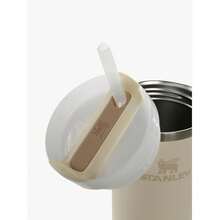 STANLEY - The Quencher H2.0 FlowState™ Tumbler 30oz With Handle & Straw, Stainless Steel Vacuum Travel Mug, Leakproof Lid, Large Capacity Cup, Keeps Drinks Cold All Day, For Water, Coffee, Iced Drinks 10-10827-418 - 1213 奶油 2.0 - 查看 3