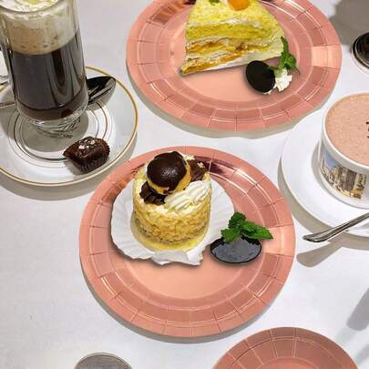 3 Stücke Roségold Papier Geschirr Set, Salateller, Dessertteller, Einweg Partyteller, Pappteller für Party, Geburtstag, Backen, 7" und 9" Größen erhältlich, leicht zu reinigen, geeignet für Kuchen, Dessert, Salat, Burger, Sandwich, Vorspeise, Obst, Lebensmittelservice, Geburtstagsparty, Hochzeit, Outdoor Camping, Muttertags Geschenk, Frauengeschenk