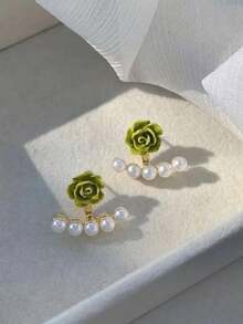 Decorative Jacket For Earrings With Faux Pearl And Leaf Design - 綠色的 - 查看 3