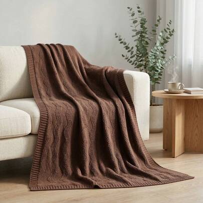 Couverture en tricot ondulée marron chocolat, couverture moelleuse et épaisse pour le canapé, pour le salon. Couverture de canapé texturée nordique et couvre-lit pour un coin lecture confortable, avec des franges.