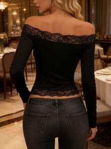 New French Style Off-Shoulder Lace Patchwork Long Sleeve T-Shirt, Sexy Exposed Shoulder Slim Fit Waist-Cut Base Layer, Suitable For Daily Commute, Dating, Queueing, Nightclub And Other Occasions, Mature Sexy Women's Top. - Black - View 2