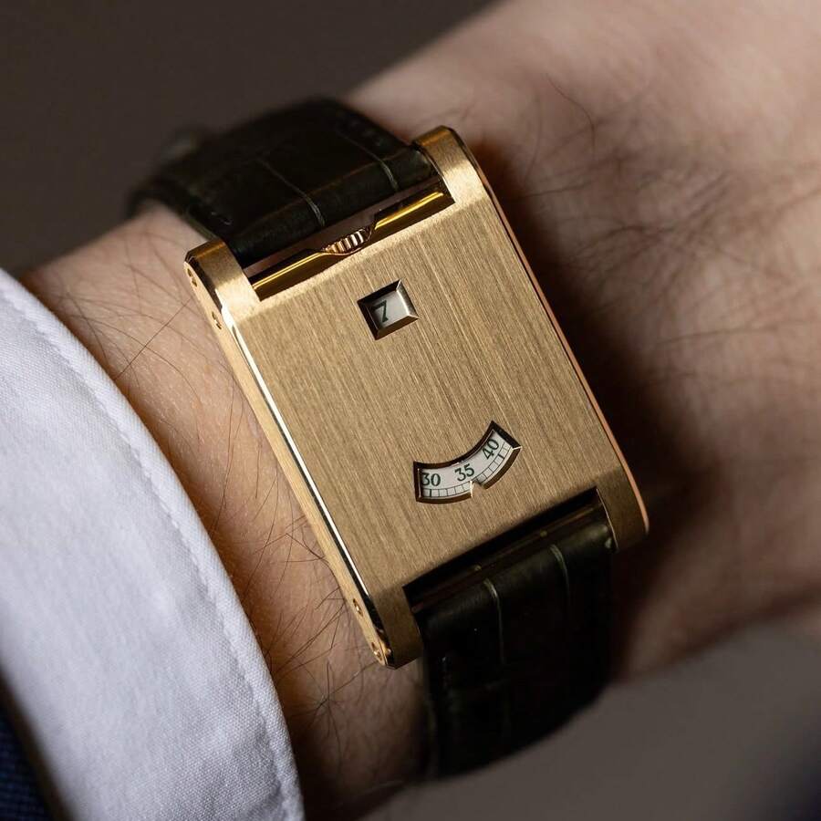 1pc CILOA Niche Design Artistic Square Watch, Retro Gold Brown/Black Silver Leather Strap, Luxury Quartz Watch - Black - View 1