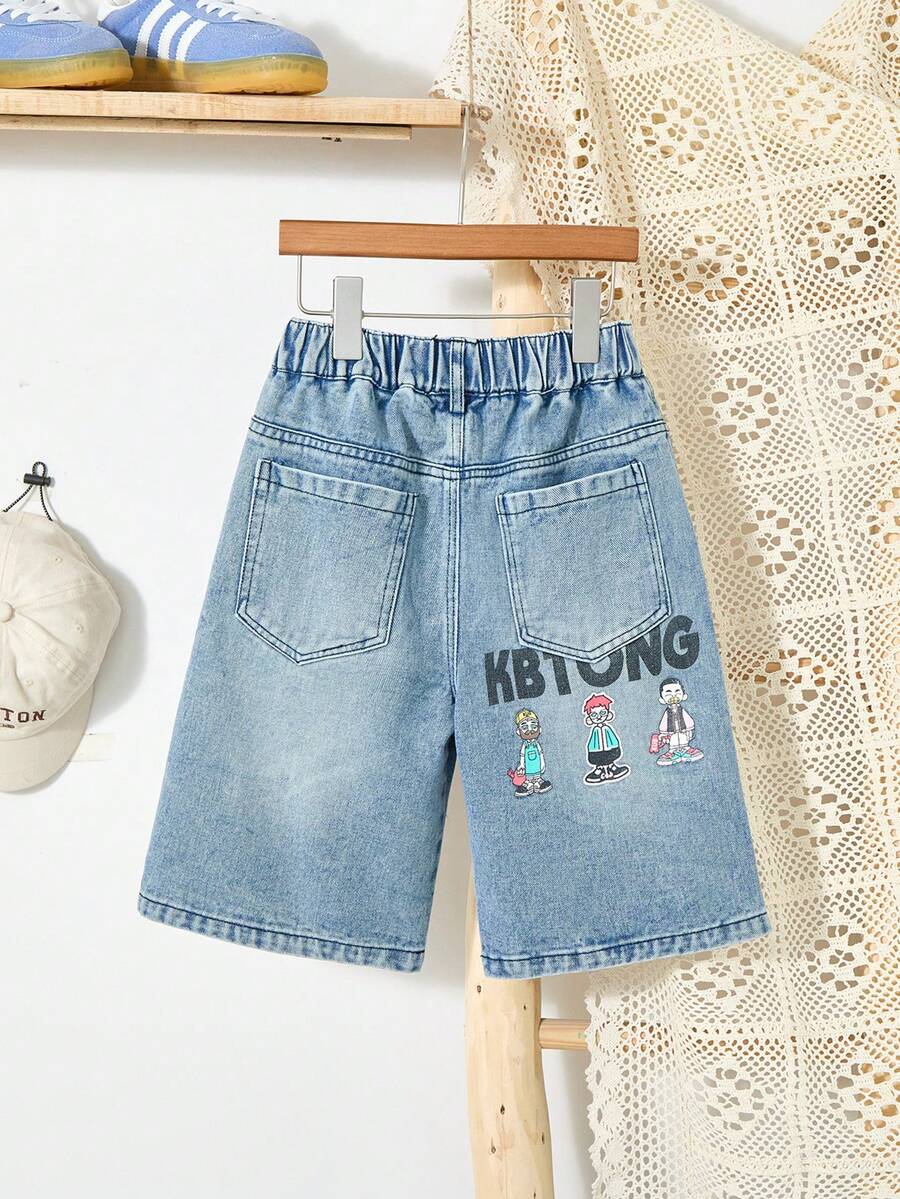 Quần short denim dáng rộng cho bé trai, phong cách đường phố Mỹ, cạp chun co giãn tạo sự thoải mái và tiện lợi, phù hợp cho các dịp thường nhật, thể thao, giải trí và du lịch. - Rửa trung bình - Xem 1