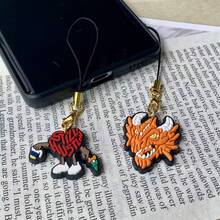1 pièce Charm de téléphone de style de rue unique, pendentif de tour de cou de téléphone polyvalent, décoration de téléphone créative de niche, cadeau idéal pour les amis, ornement de téléphone suspendu amusant, convient pour les smartphones - Multicolore - Voir 3