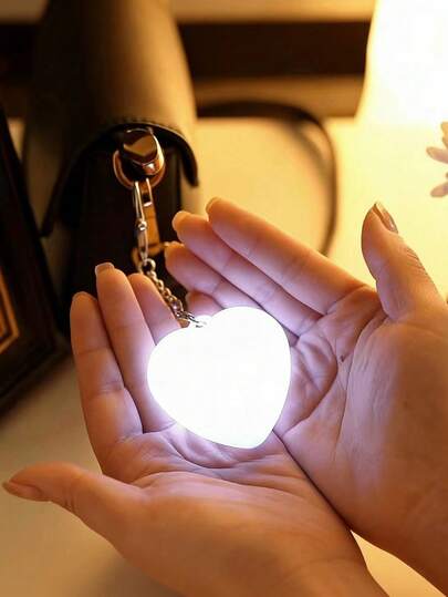 Heart-Shaped LED Light, Touch Sensor Light, Handbag Decor, Keychain Light, Suitable For Room, Living Room, Car, Camping, Party, Music Festival Mini Glowing Heart-Shaped Night Light, Creative Design Atmosphere Lamp
