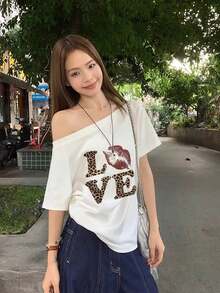 女士休闲露肩T恤，饰有爱与吻图案，短袖，弹力涤纶面料，常规版型，白色夏季款 - 白色 - 查看 12
