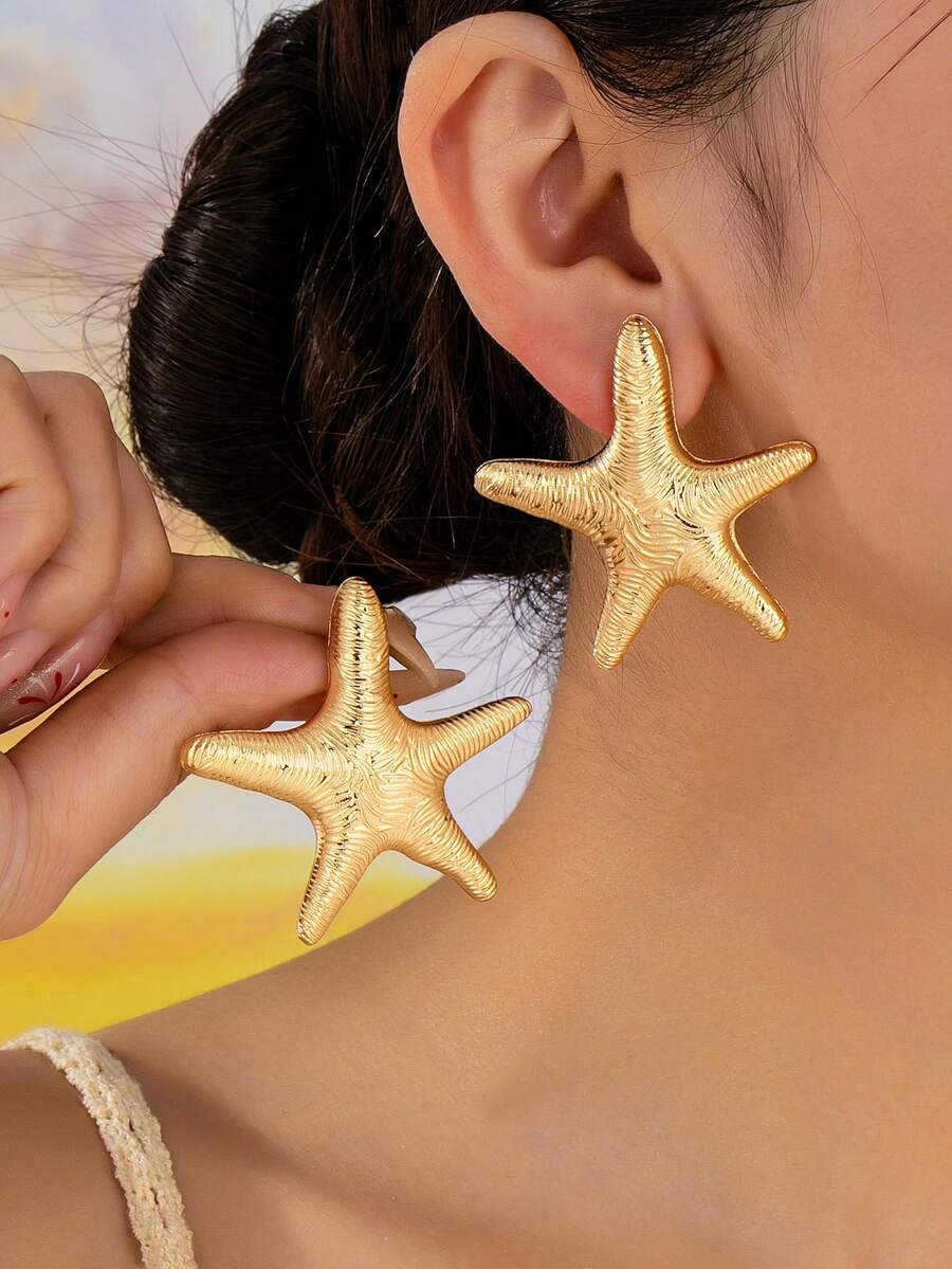 1 par de pendientes de estrella de mar dorados, material de aleación de zinc, adecuados para mujeres, apropiados para uso diario y vacaciones, gran regalo para amigos - Amarillo Oro - Ver 1