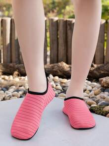 Giày đi biển cho trẻ em/trẻ nhỏ, giày bơi/lướt sóng nhanh khô họa tiết hoạt hình, giày tập đi dưới nước đế mềm mới cho mùa hè. - Màu Hồng Tươi - Xem 13