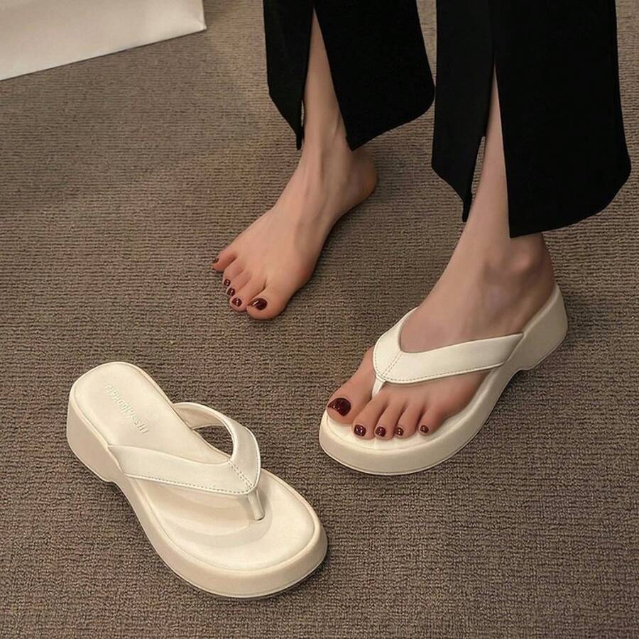 Flip-Flops With Round Toe, Casual Women's Shoes, New Summer Model, Comfortable Thick-Soled Chunky Heel Slippers For Outdoor Wear - màu đen - Xem 1