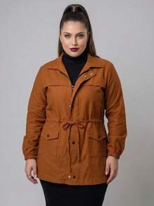 Plus Size Winter Overcoat In Bengaline Fabric With Drawstring, Zipper, And Button Closure. This Winter Parka Coat/Blouse Is Perfect For Sizes G1, G2, And G3. - 駝色 - 查看 2