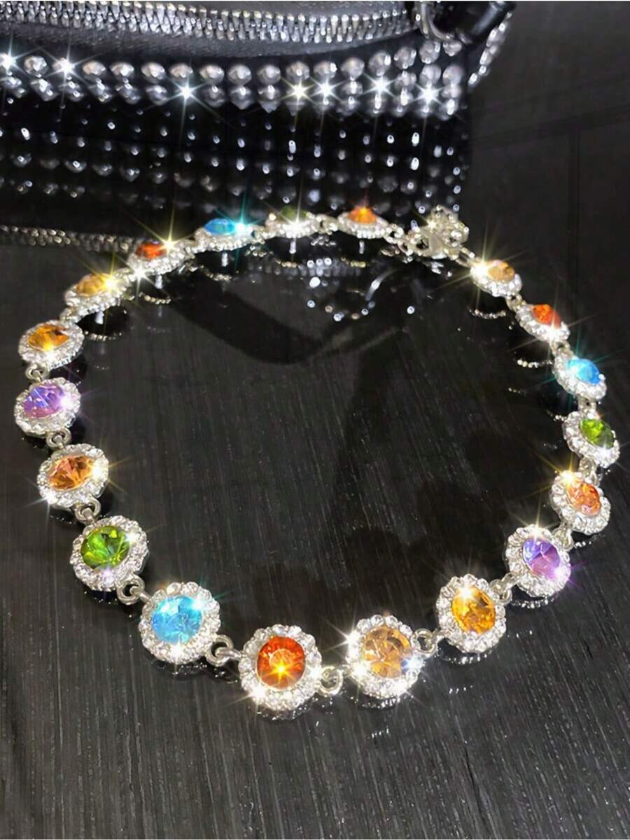 Colorful Rhinestones Necklace Designed To Elevate Holiday Celebrations Birthday Parties And Everyday Outfits Offering A Stylish Accessory For Girls That Adds A Touch Of Glamour And Sparkle To Any Ensemble Perfect For Gifting Or Personal Use. - Bạc - Xem 1