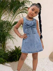 Girls Casual Loose Denim Dress With 3D Beaded Bow, Elegant Solid Color Denim Dress For Little Girls - Dark Wash - View 1
