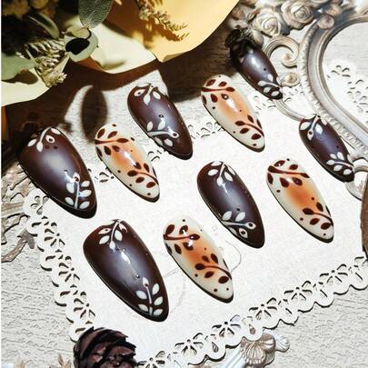 Móng tay giả thủ công 10 chiếc hình hạnh nhân, màu nâu sô cô la, họa tiết lá chuyển sắc, bề mặt bóng, có thể tái sử dụng, dùng hàng ngày.