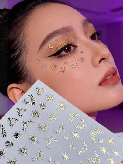 1 miếng dán mặt hình ngôi sao và mặt trăng màu vàng kim loại tinh tế, dễ dàng tạo nên vẻ ngoài trang điểm sang trọng cho các lễ hội âm nhạc, biểu diễn sân khấu và các bữa tiệc.