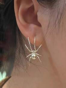 1Pair Gold Tone Realistic Spider Stud Earrings, Punk Gothic Charm Earrings For Teen Girls Boys, Halloween Birthday Holiday Gift Accessory - Simulated Spider Ear Hook - View 5