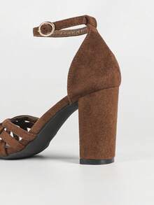 Women's New Vintage Brown Block Heel Sandals, Retro Woven Vamp, Stable Chunky Heel + Comfortable Fit - Brown - View 9
