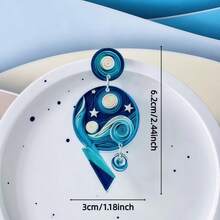 一对创意蓝色星月吊坠耳环，手工陶瓷质感简约蓝色漩涡设计，百搭圆形亚克力饰品，适合女性，四季皆宜 - 耳環 - 查看 3