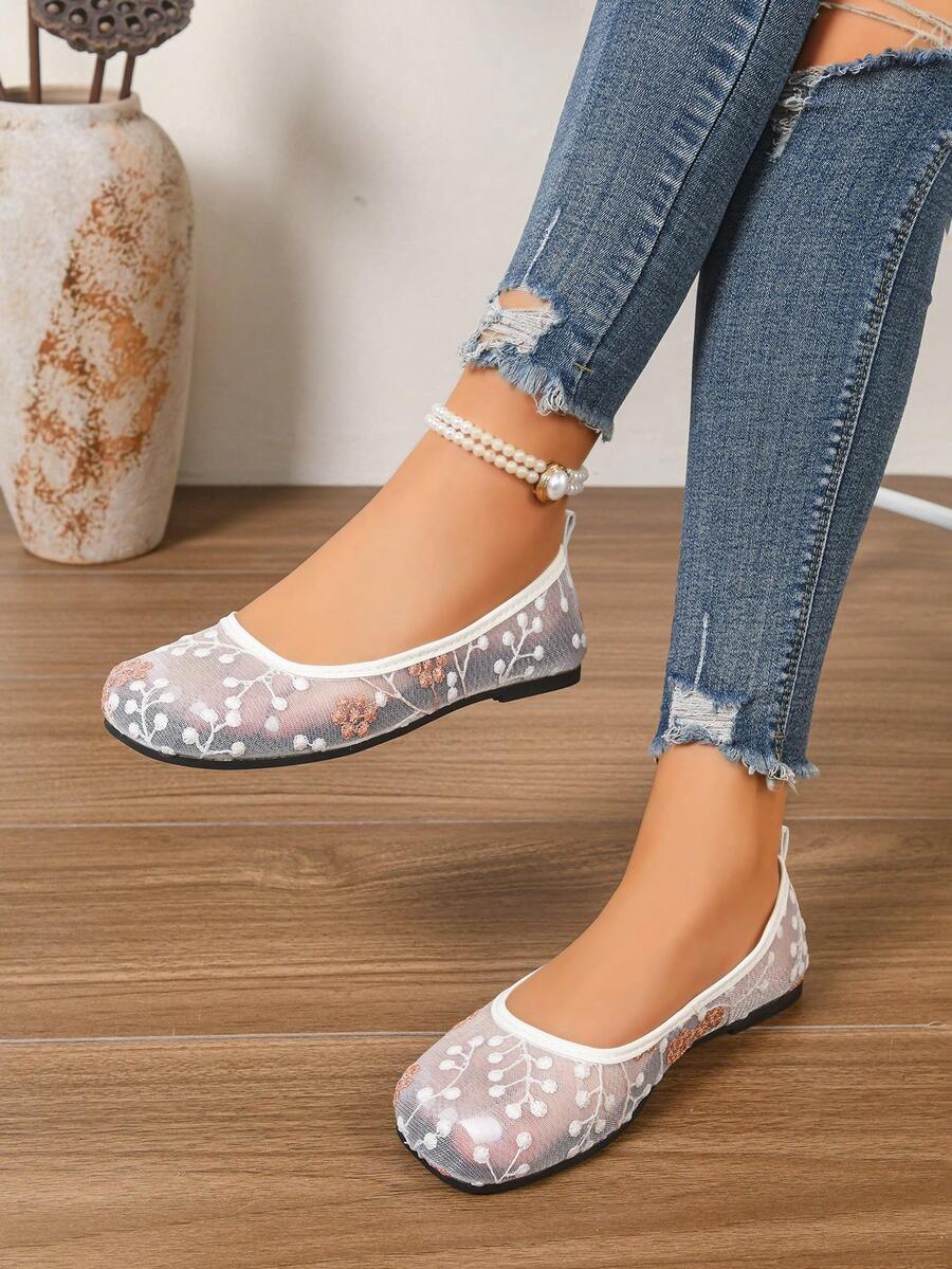 Giày lười nữ đế bằng thoáng khí ren lưới mới, giày lười mùa hè đa năng kiểu Trung Quốc nhẹ nhàng thoải mái thêu họa tiết, giày công sở, giày da mềm đế mềm dáng rộng. - trắng - Xem 1
