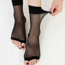 1 Đôi tất ngắn mỏng bằng lụa băng, hở ngón, màu đen/xám/màu da/trong suốt, thiết kế chống xước, mềm mại, thoải mái, thân thiện với da, dài đến bắp chân cho nữ, thoáng khí, phù hợp cho mùa xuân, hè và thu, phù hợp với giày cao gót, giày cao gót hở mũi, sandal, trang phục thường ngày và trang trọng, chất liệu bền, không đường may, chất liệu co giãn thoải mái, tất thể thao nữ, tất mắt cá chân, mùa hè, unisex, legging, tất đính đá, tất nữ, tất đen, tất màu da, vô hình, quà tặng Ngày của Mẹ, quà tặng cho người yêu. - Nhiều màu - Xem 5