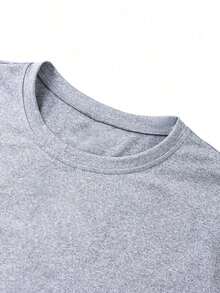 Camvyn Men's Casual Short Sleeve T-Shirt With Slogan Print, Drop Shoulders, Loose Fit And Breathable. Ideal For Summer. - 淺灰色 - 查看 3