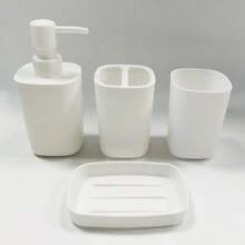 Bộ 6 món phụ kiện phòng tắm bằng nhựa, bao gồm giá đựng bàn chải đánh răng, cốc súc miệng, bình đựng xà phòng, khay đựng xà phòng, giá đựng cọ toilet, thùng rác. Thích hợp làm quà tặng sinh nhật, tân gia, quà tặng ngày lễ. Có các màu be, trắng, đỏ, xám và đen. - Nhiều màu - Xem 25
