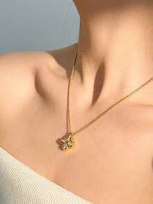 1 chiếc vòng cổ nữ bằng đồng khảm đá Zirconia cao cấp hình cánh hoa hồng đỏ, vòng cổ choker hoa vàng. - Vàng - Xem 7