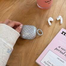 Ốp tai nghe Apple kẻ caro mới kèm mặt dây chuyền, ốp bảo vệ chống rơi cho tai nghe Apple Pro3/Pro2/4, ốp tai nghe chống rơi bằng acrylic, quà tặng ngày lễ, thích hợp làm quà tặng cho bạn gái. - Màu xanh nhạt - Xem 2