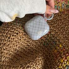 Ốp tai nghe Apple kẻ caro mới kèm mặt dây chuyền, ốp bảo vệ chống rơi cho tai nghe Apple Pro3/Pro2/4, ốp tai nghe chống rơi bằng acrylic, quà tặng ngày lễ, thích hợp làm quà tặng cho bạn gái. - Màu xanh nhạt - Xem 7