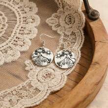 Cute Cartoon Girl, Cat, Sun, Heart Shaped Metal Carved Earrings, Suitable For Daily, Commute, Date, Party, Street Fashion, Vacation, Music Festival, Niche Design, Artistic Vibe, Personalized Earrings - Earrings - View 4