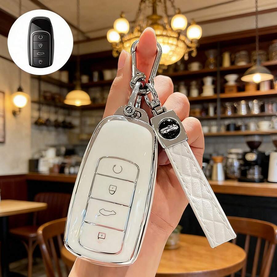 Bao đựng chìa khóa TPU kèm móc khóa da PU, phù hợp với các dòng xe Chery: Tiggo 8 Pro, Tiggo 8 Plus, New Tiggo 5 Plus, Tiggo 7 Pro. Chống bụi và chống rơi, bao đựng chìa khóa thời trang cao cấp và bảo vệ chìa khóa. - A - Xem 1