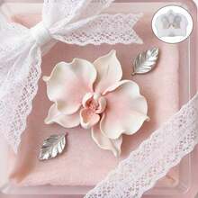 1pc Compact Silicone Orchid Mold, Soft Orchid Brings A Gentle, Healing Ambiance, Flexible Silicone Easy To Demold And Clean, Can Be Used To Make Elegant Scented Candles/Decorative Floral Accents, Suitable For Cozy Home Decor, Natural Styling, An Ideal Handmade Gift For Weddings, Birthdays, Valentine's Day - Orchid and Butterfly Mold - View 2