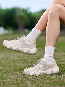 CAMEL CROWN 2025 รองเท้าเดินป่าผู้หญิงใหม่สำหรับฤดูร้อน, รองเท้าผ้าใบ Dad Ugly แบบลำลองระบายอากาศได้ดีสำหรับกิจกรรมกลางแจ้ง - สีครีม/สีเบจ - ดู 7