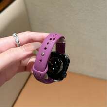 Bracelet en silicone aéré et délicat en forme d'étoile creuse, universel pour les tailles 38mm, 40mm, 41mm, 42mm, 44mm, 45mm, 49mm, (libération rapide en un clic), compatible avec les séries 1/2/3/4/5/6/7/8/9/10/SE/Ultra, sport et décontracté, excellent choix de cadeau, accessoire de montre - Prune - Voir 5