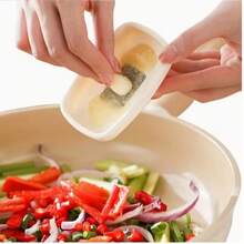 Máy ép tỏi thủ công 3 trong 1 bằng thép không gỉ, dụng cụ nghiền tỏi đa năng nhà bếp, dụng cụ ép tỏi nhuyễn, dụng cụ ép tỏi, phụ kiện nhà bếp, chức năng: ép tỏi + kẹp hạt + mở chai, máy xay tỏi và gừng nhỏ gọn. - Nhiều màu - Xem 10